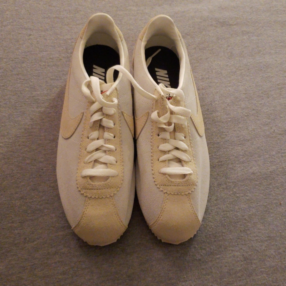 SOLD SOLD>> NikeiD Women's Suede Classic Cortez